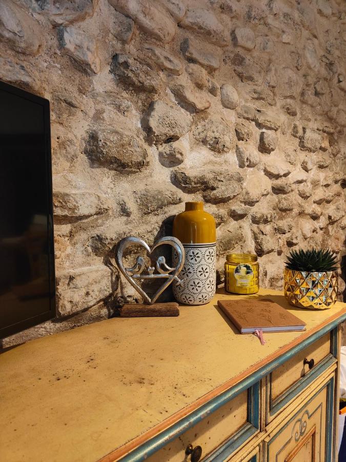 Domaine Bellavigne Gites Et Spa Forcalquier Eksteriør billede