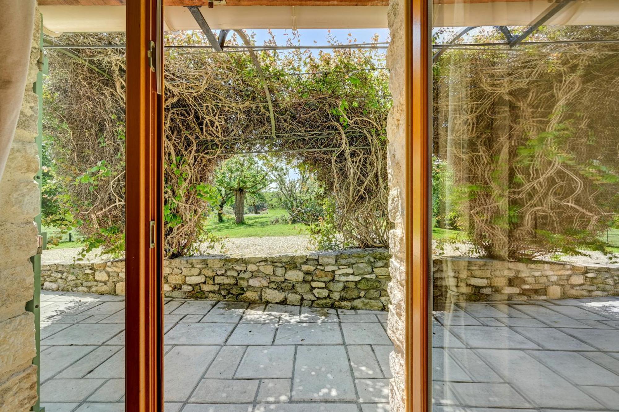 Domaine Bellavigne Gites Et Spa Forcalquier Eksteriør billede